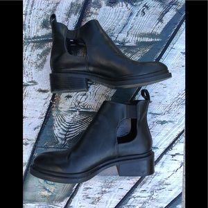 Zara Basic Collection Ankle Bootie